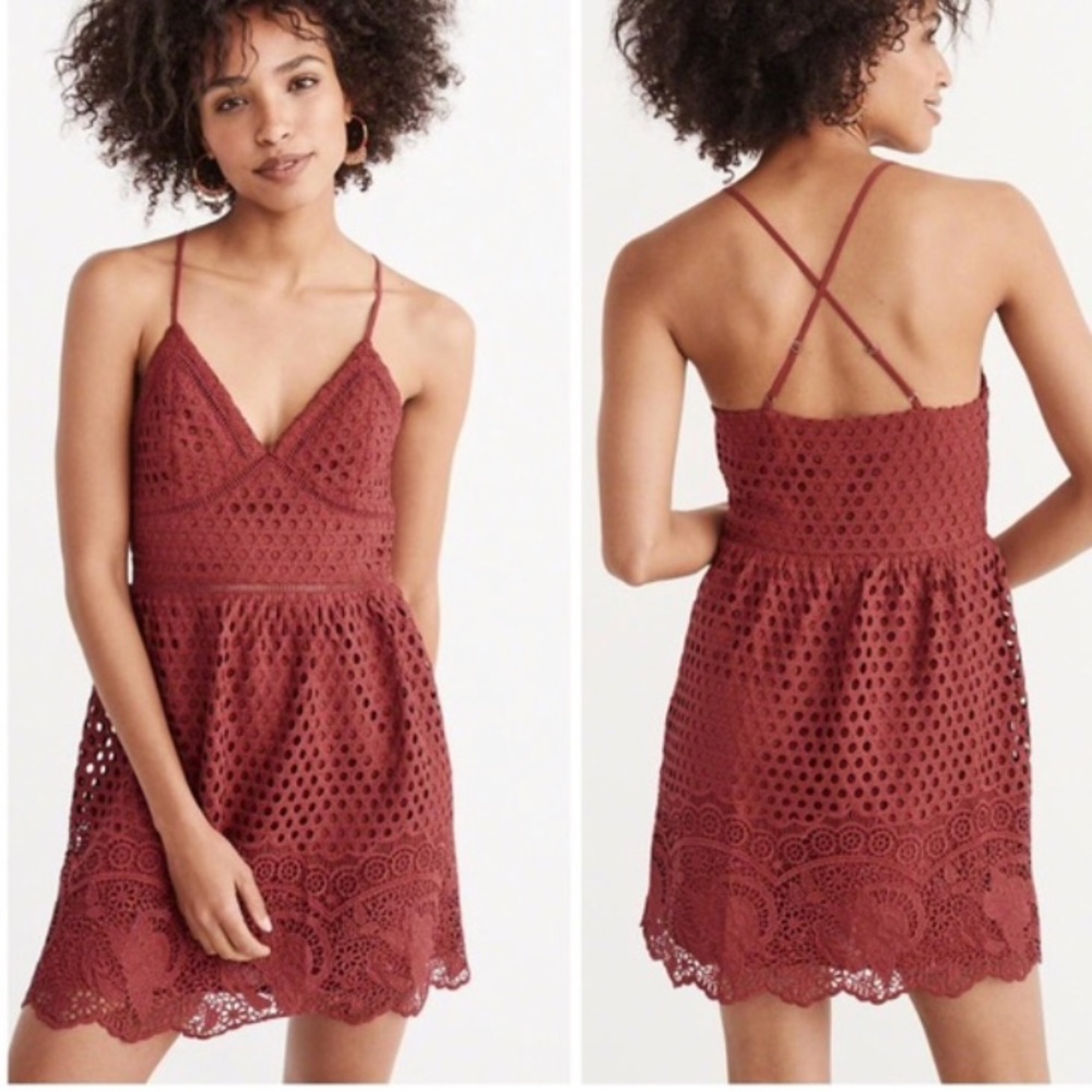 Abercrombie & Fitch Eyelet Spaghetti Strap Dress in Dark Red Sz L